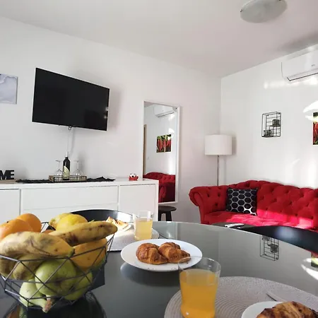 Apartment Aki