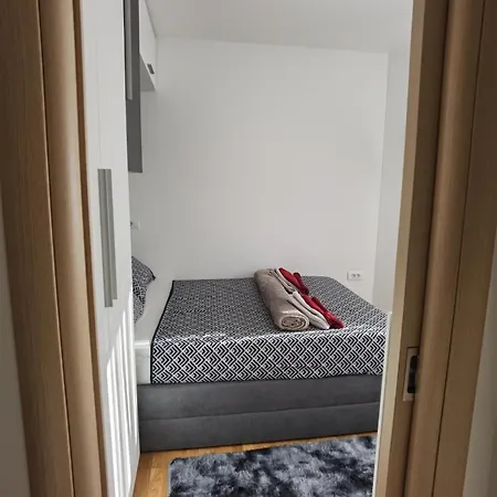 Apartment Aki *